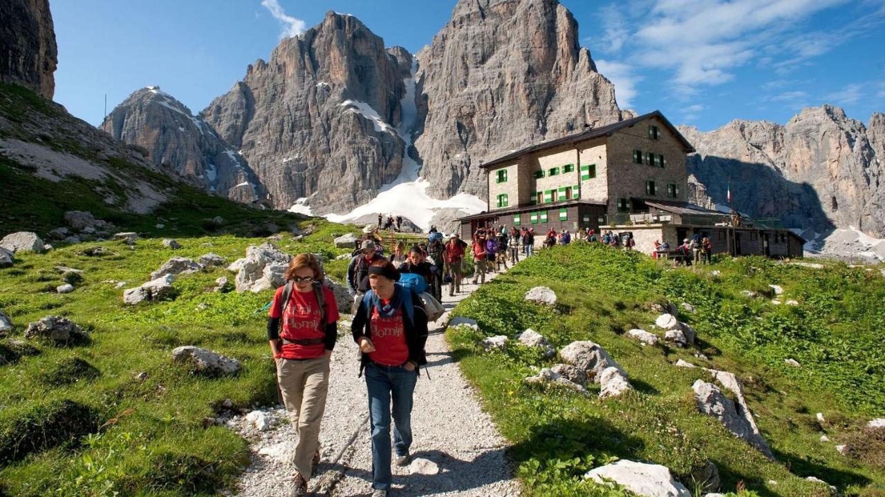 Spinale Casa In Centro, Arrivi Con Gli Sci! Sanificazione A Vapore Мадонна-ди-Кампильо Экстерьер фото